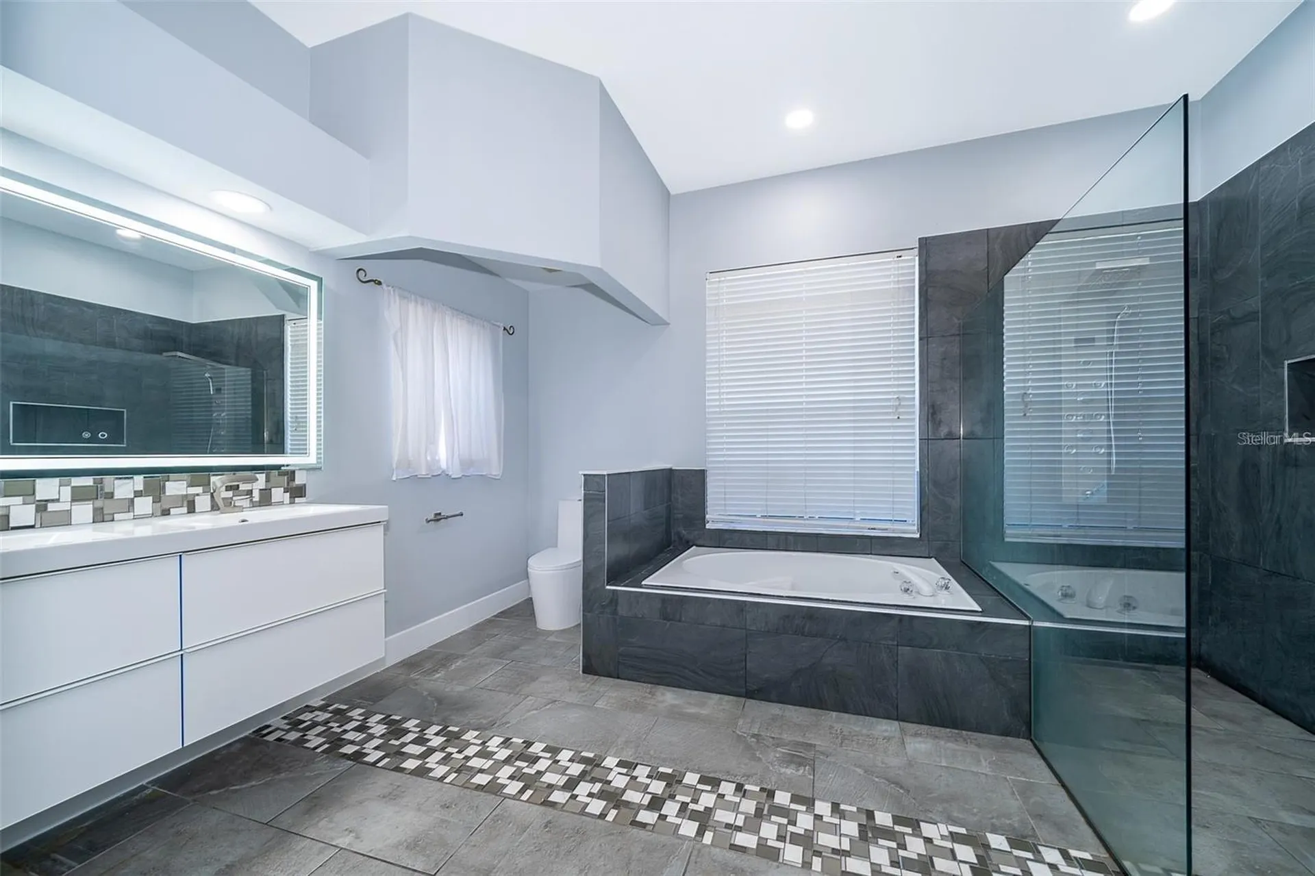 5130 Chelwyn Court Orlando FL 32837