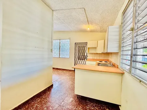 910 Calle 1 SE Reparto Metropolitano San Juan PR 00921