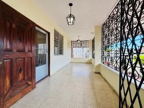 910 Calle 1 SE Reparto Metropolitano San Juan PR 00921
