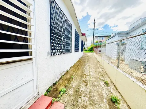 910 Calle 1 SE Reparto Metropolitano San Juan PR 00921