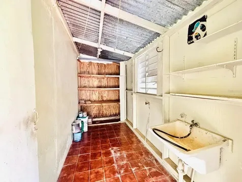 910 Calle 1 SE Reparto Metropolitano San Juan PR 00921