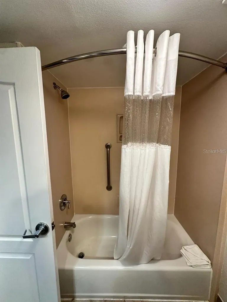 3000 Maingate Lane Kissimmee FL 34747