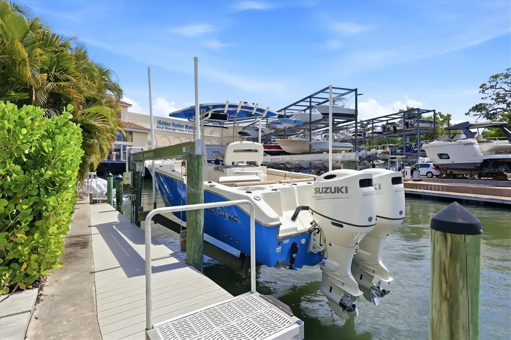 7755 Holiday Drive N Sarasota FL 34231