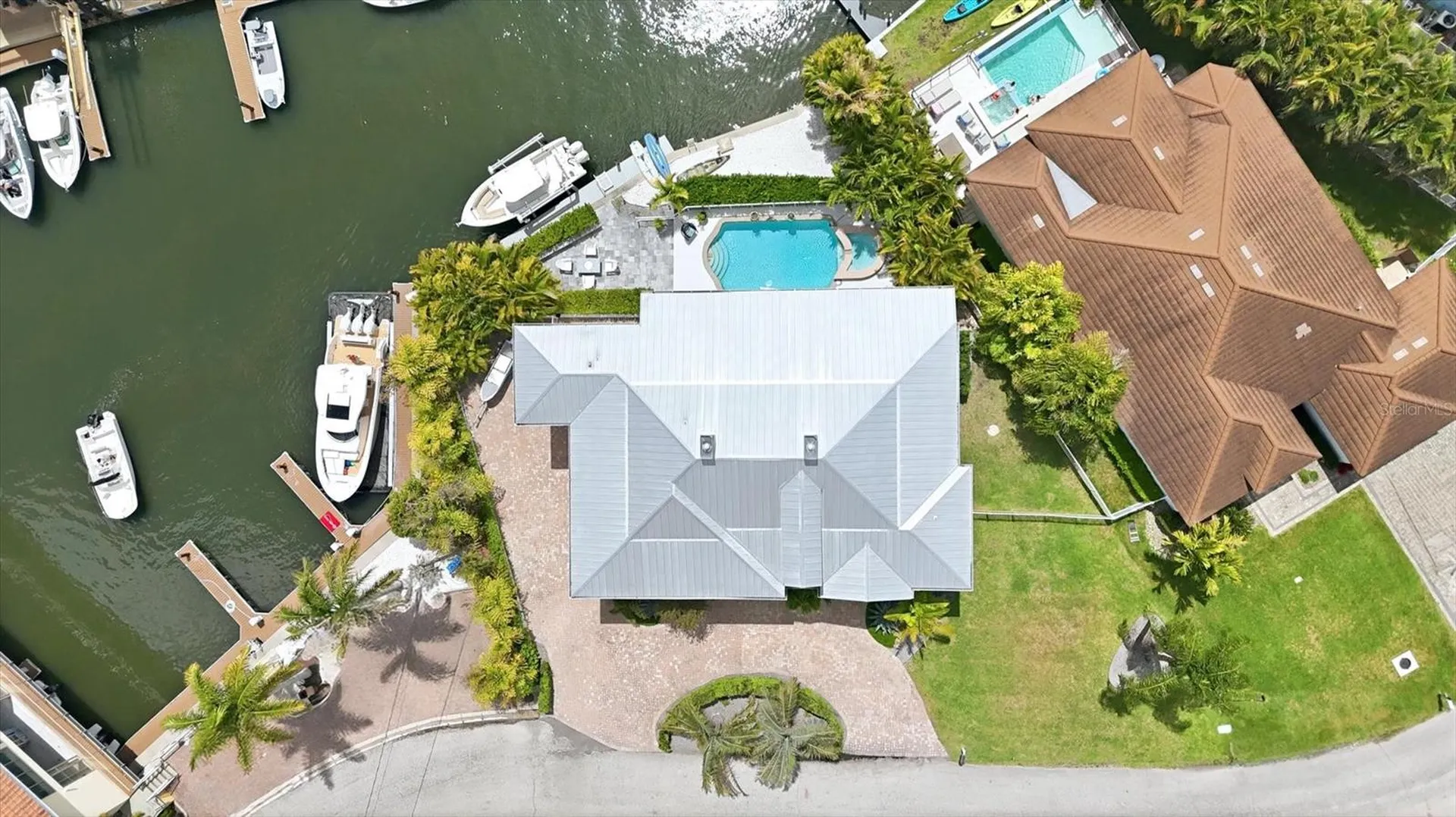 7755 Holiday Drive N Sarasota FL 34231