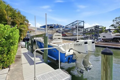 7755 Holiday Drive N Sarasota FL 34231