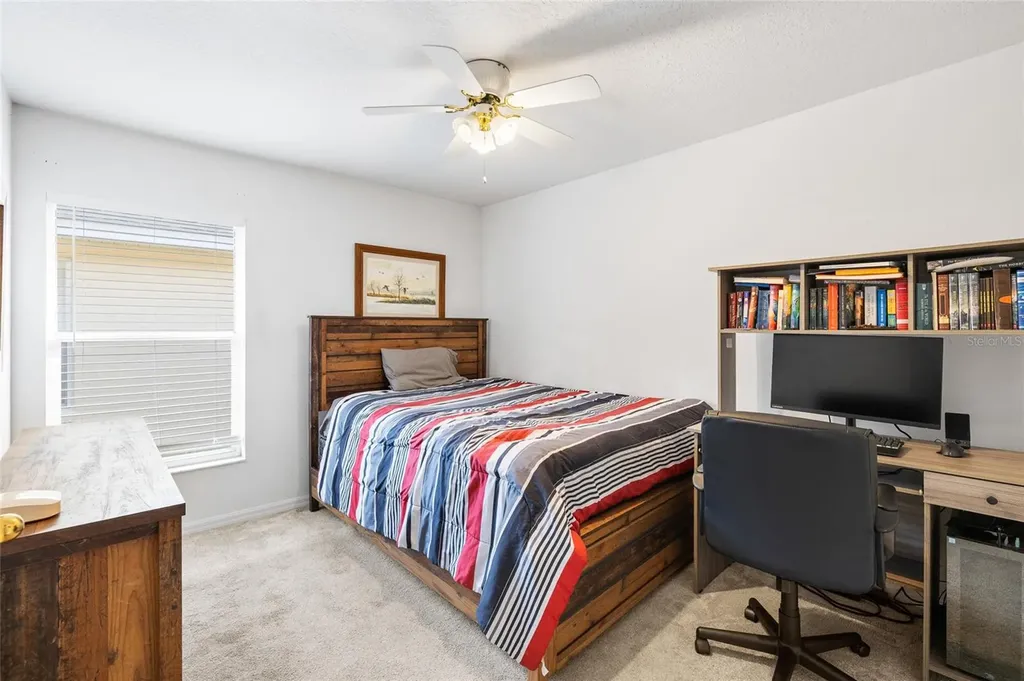 16926 Hawkridge Road Lithia FL 33547