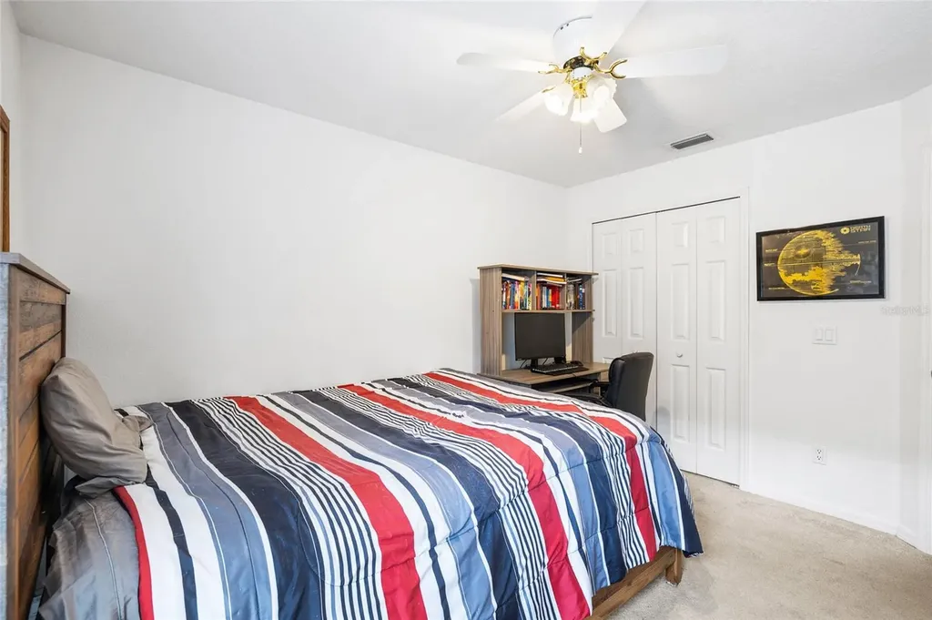 16926 Hawkridge Road Lithia FL 33547
