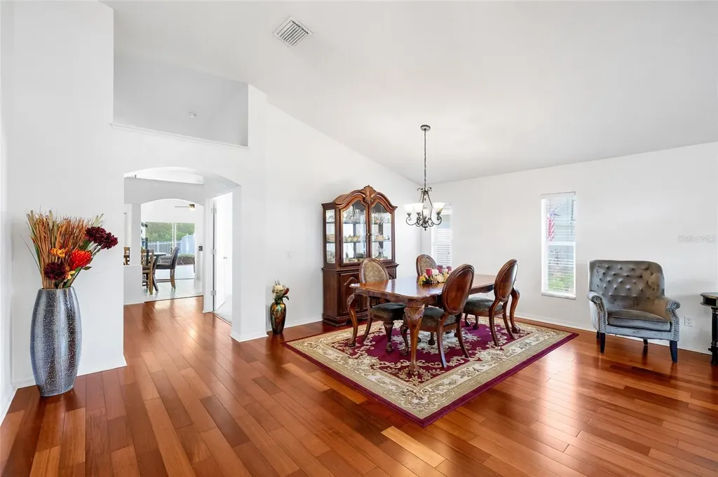 16926 Hawkridge Road Lithia FL 33547