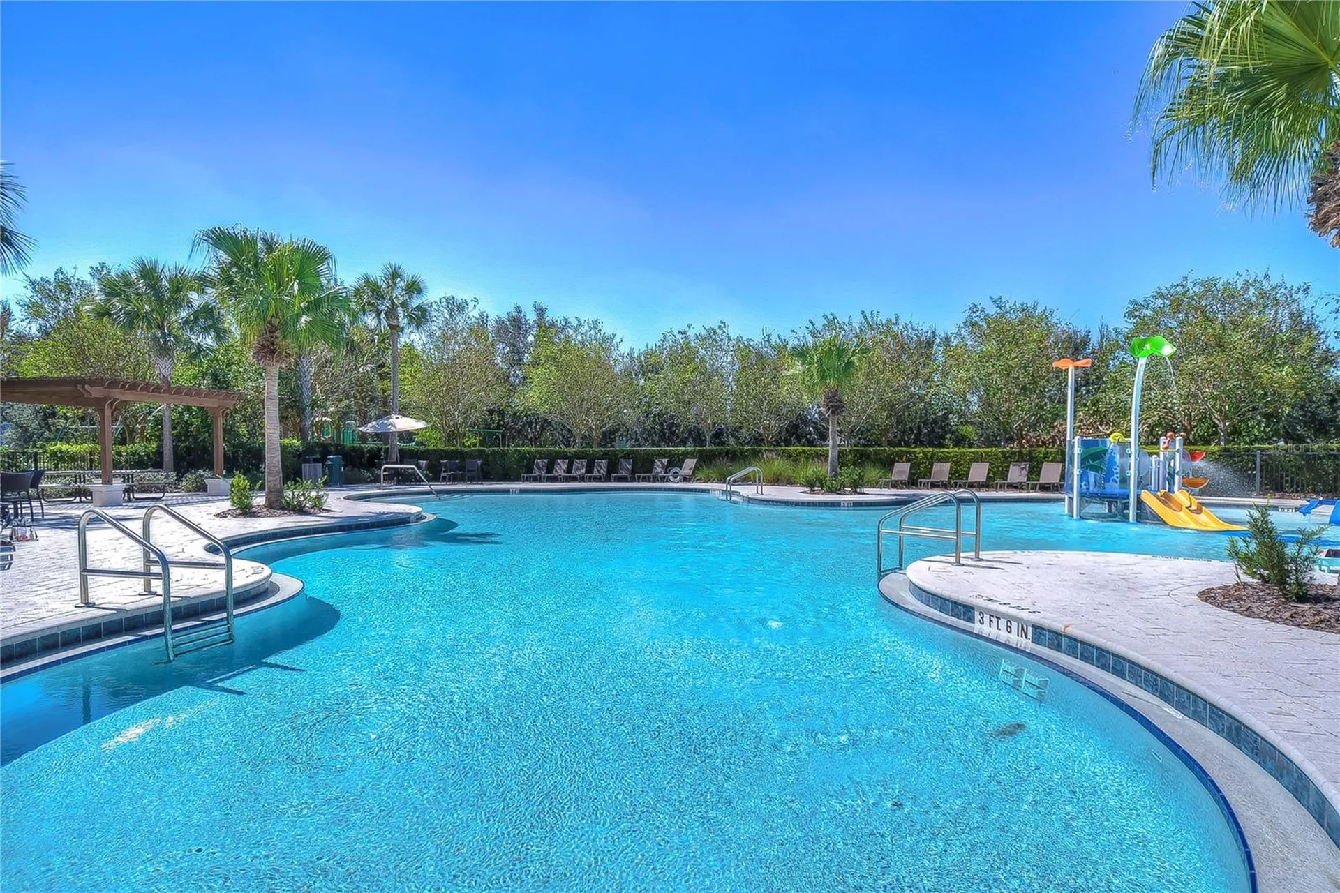 16926 Hawkridge Road Lithia FL 33547