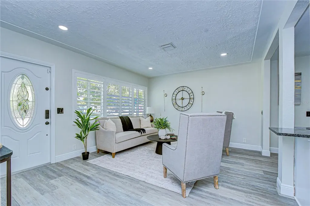 4312 80th Avenue N Pinellas Park FL 33781