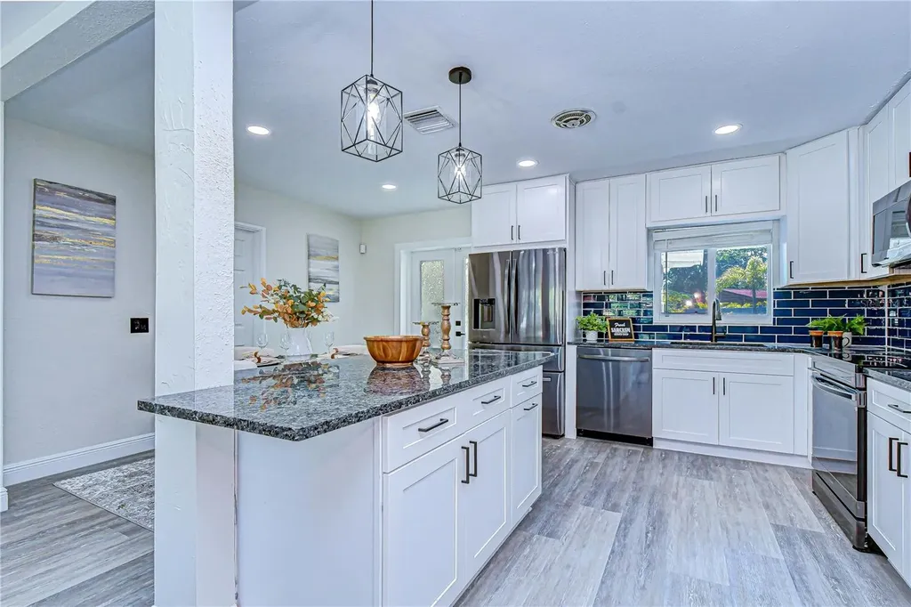 4312 80th Avenue N Pinellas Park FL 33781