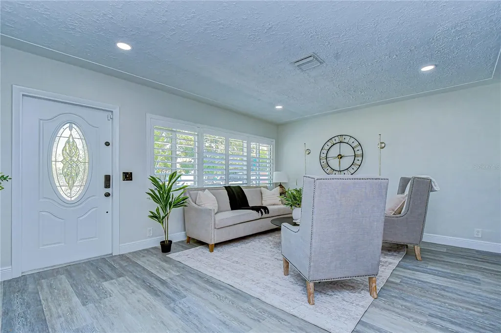 4312 80th Avenue N Pinellas Park FL 33781