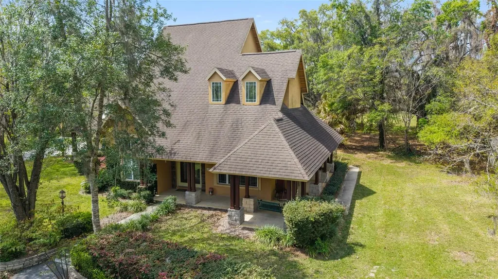 16638 N Highway 329 Reddick FL 32686