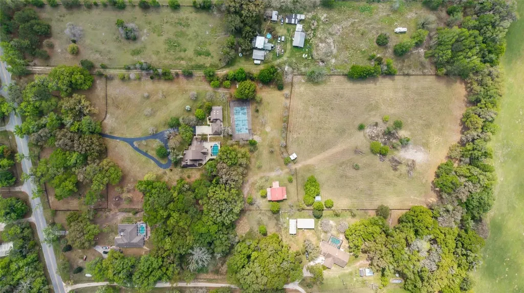 16638 N Highway 329 Reddick FL 32686