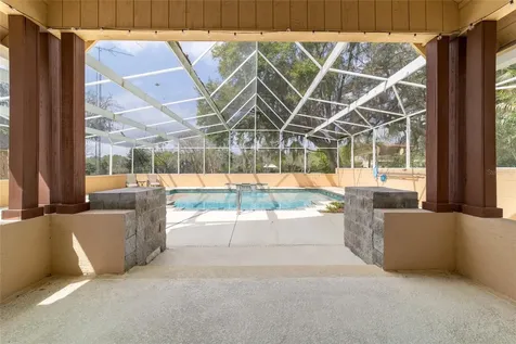 16638 N Highway 329 Reddick FL 32686