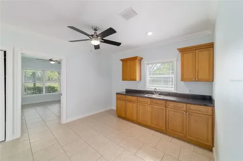 16638 N Highway 329 Reddick FL 32686