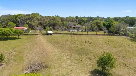 16638 N Highway 329 Reddick FL 32686