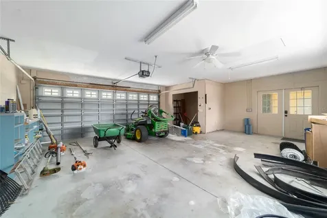 16638 N Highway 329 Reddick FL 32686