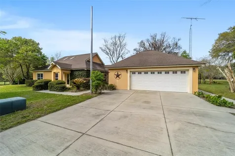 16638 N Highway 329 Reddick FL 32686