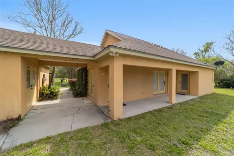 16638 N Highway 329 Reddick FL 32686