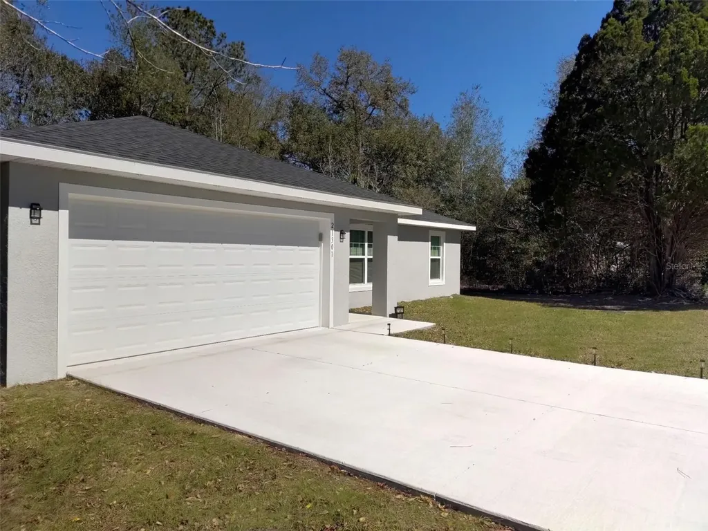 21301 SW Rainbow Lakes Boulevard Dunnellon FL 34431