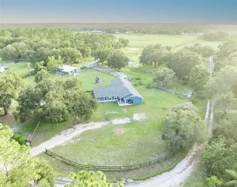 1350 Arapaho Trail Geneva FL 32732