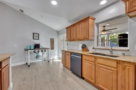 1350 Arapaho Trail Geneva FL 32732