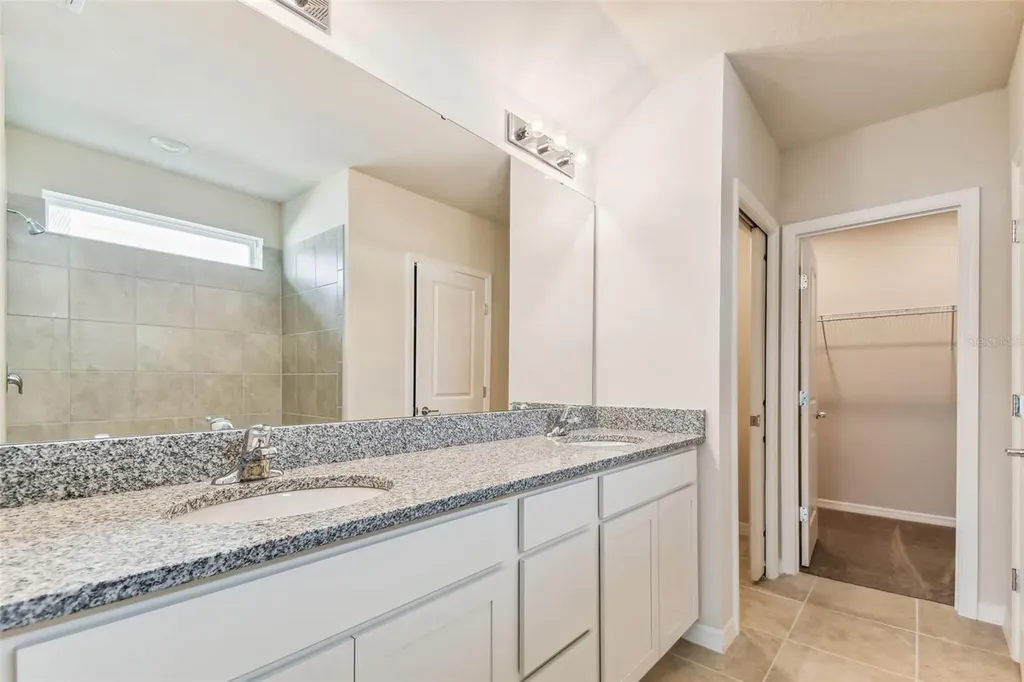 9889 Hickory Pines Avenue Riverview FL 33578