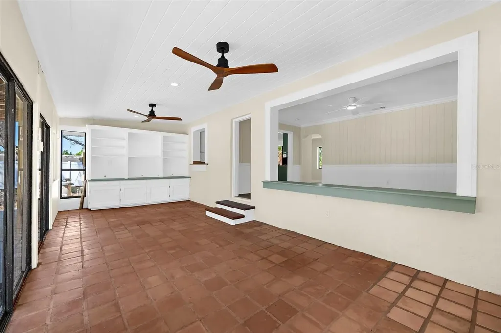 7807 Senrab Drive Bradenton FL 34209