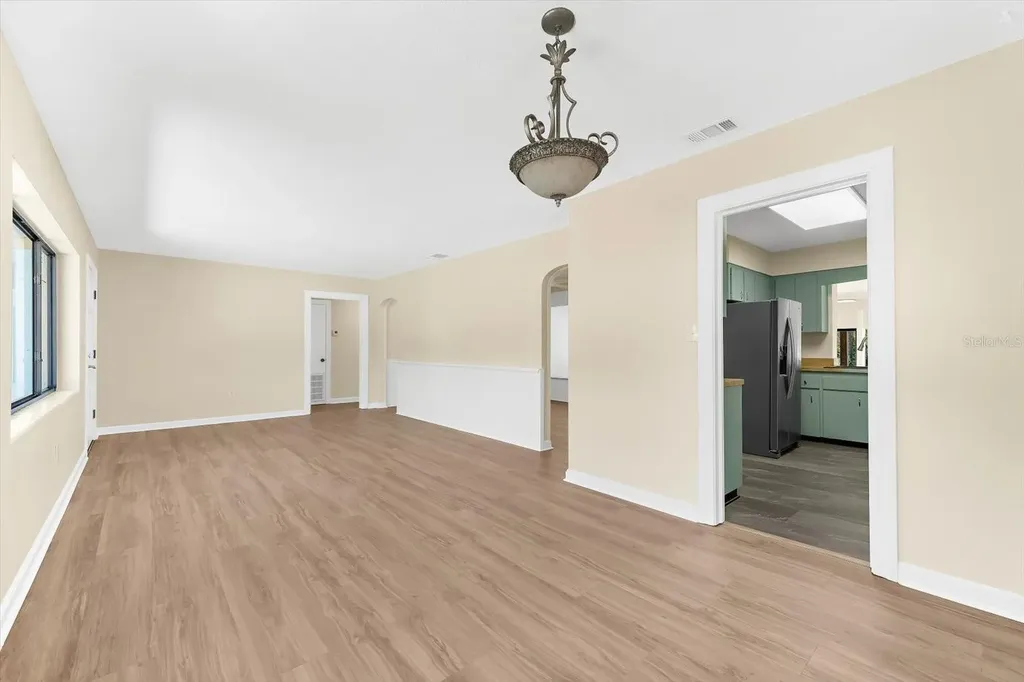7807 Senrab Drive Bradenton FL 34209