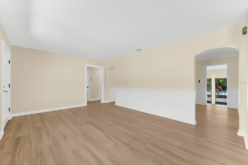 7807 Senrab Drive Bradenton FL 34209