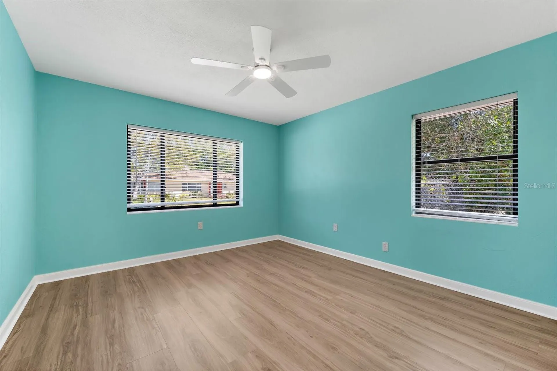 7807 Senrab Drive Bradenton FL 34209