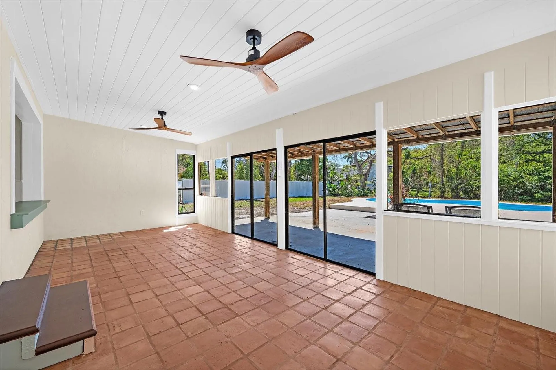 7807 Senrab Drive Bradenton FL 34209