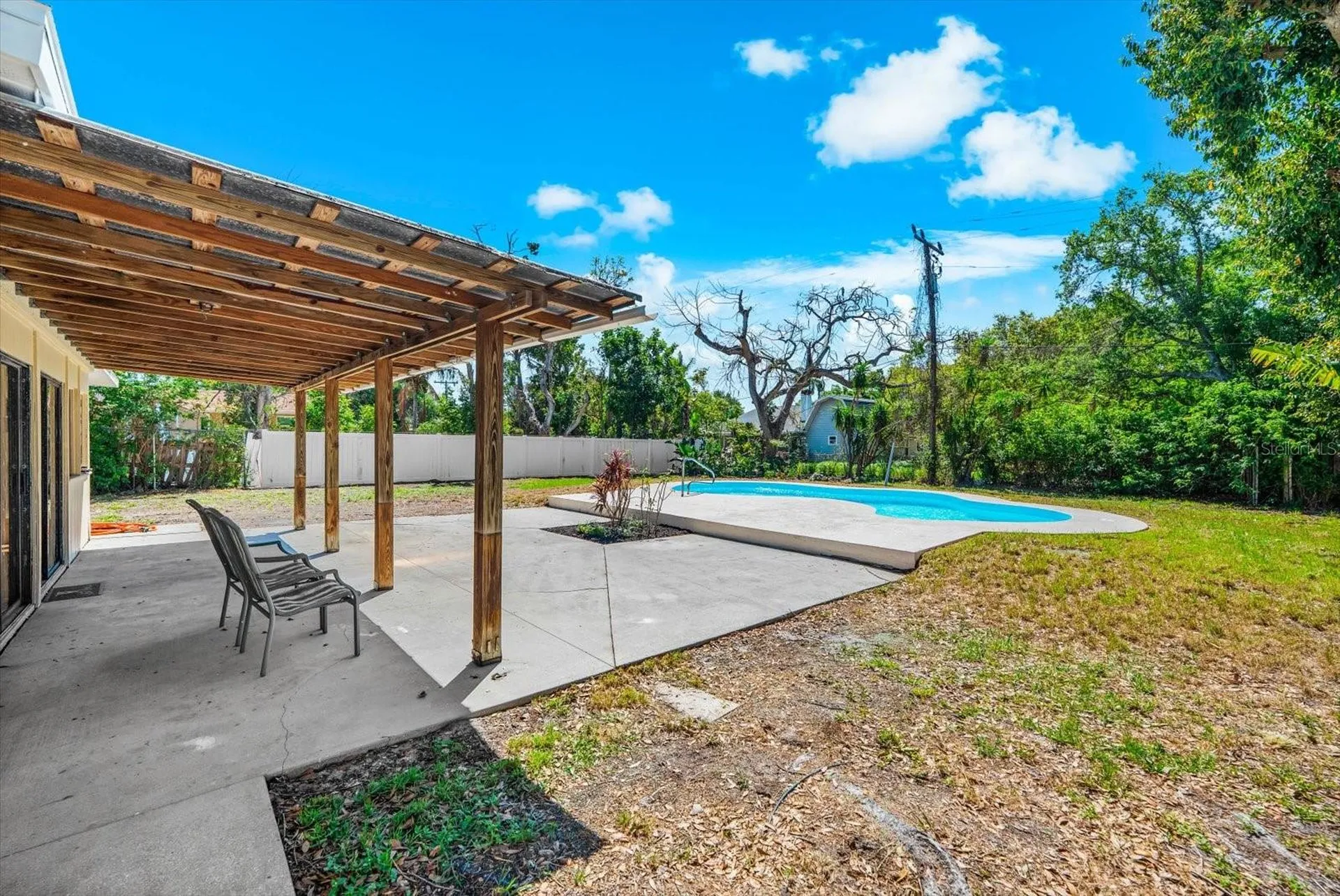 7807 Senrab Drive Bradenton FL 34209