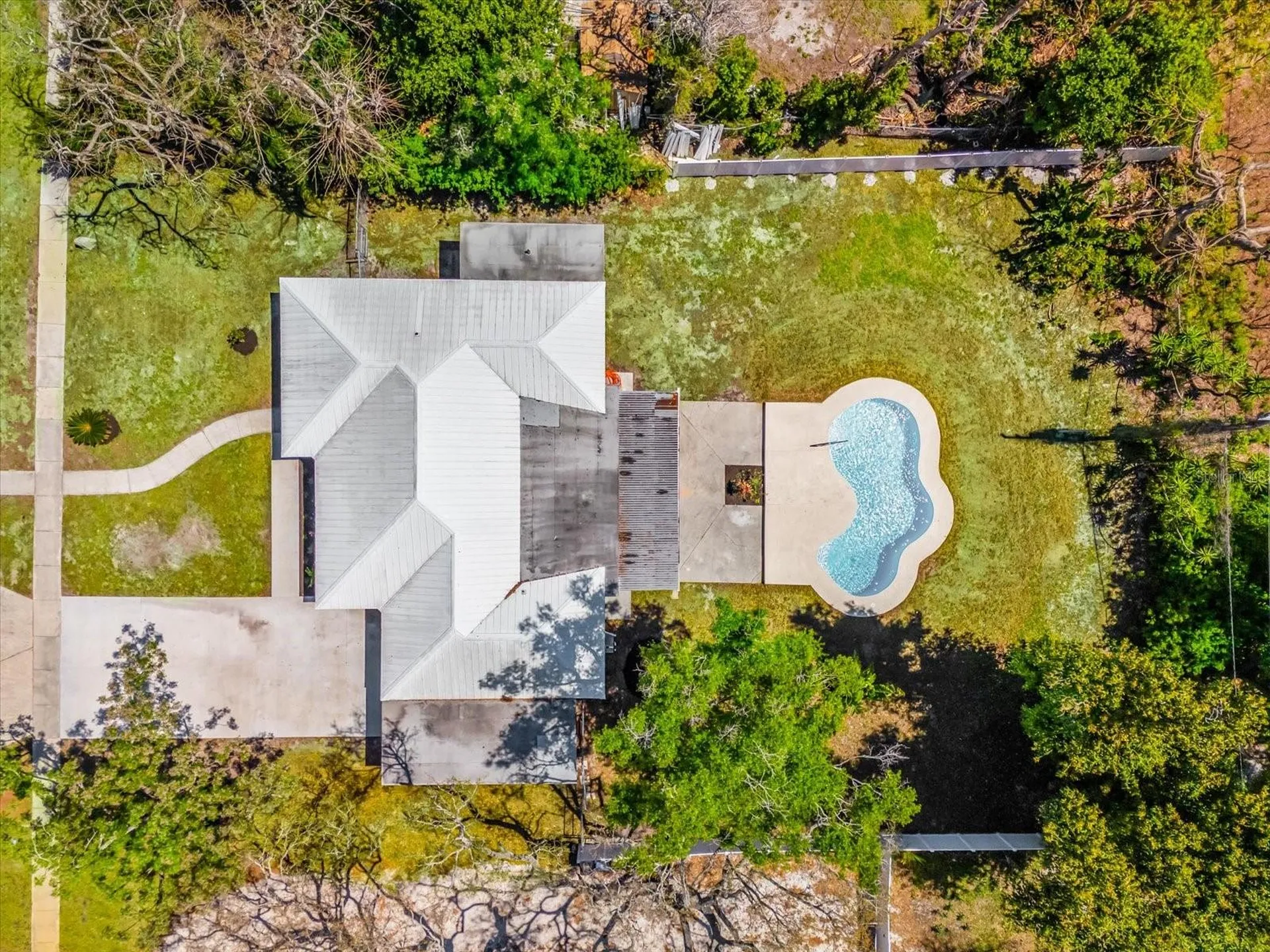 7807 Senrab Drive Bradenton FL 34209