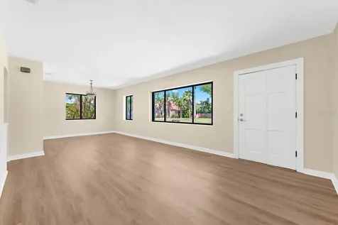 7807 Senrab Drive Bradenton FL 34209