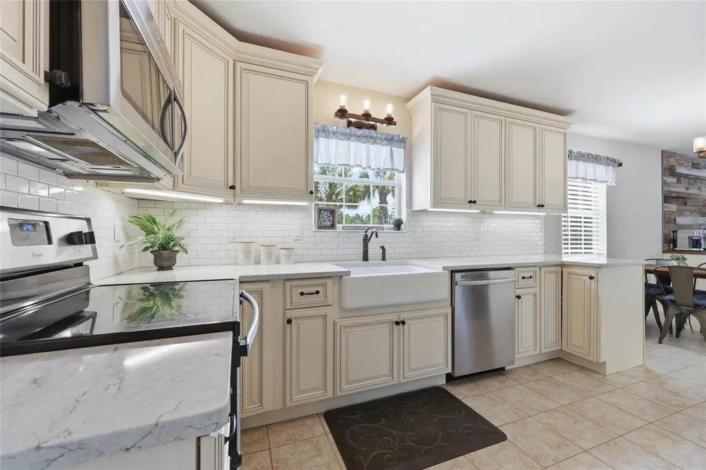 25209 N County Road 1491 Alachua FL 32615
