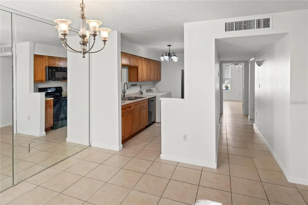 530 Orange Drive Altamonte Springs FL 32701