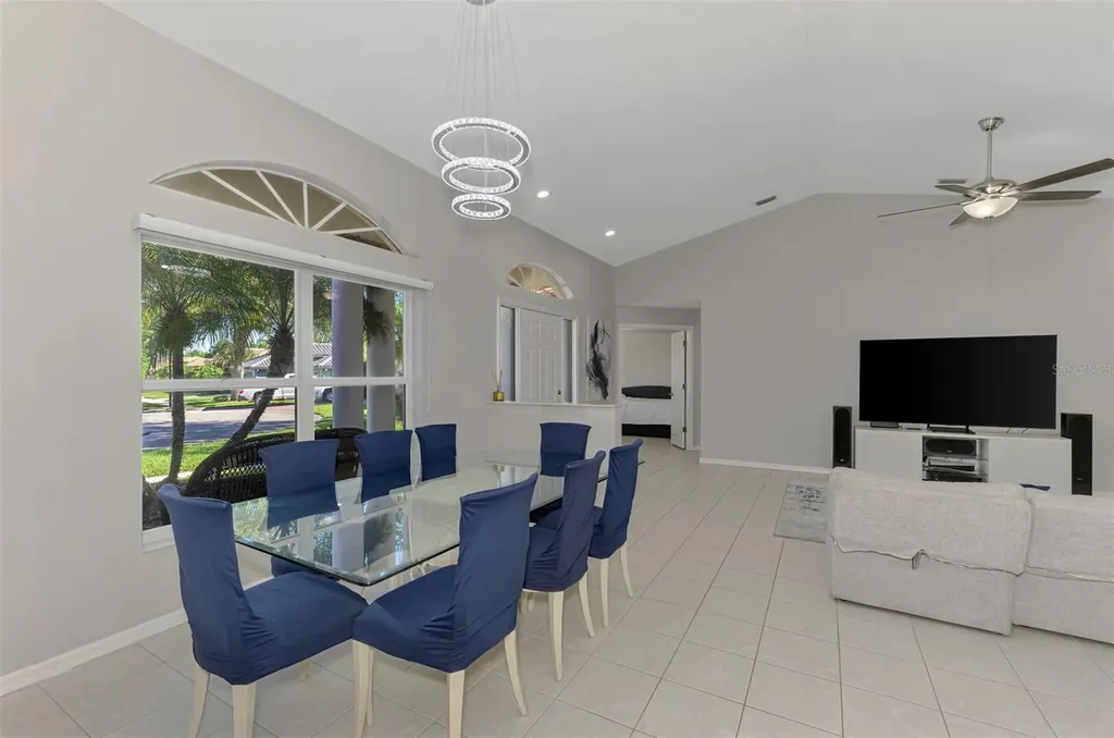 6632 Deering Circle Sarasota FL 34240