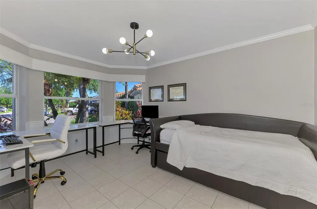 6632 Deering Circle Sarasota FL 34240