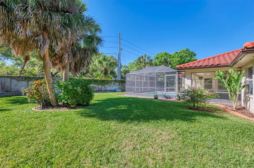 6632 Deering Circle Sarasota FL 34240