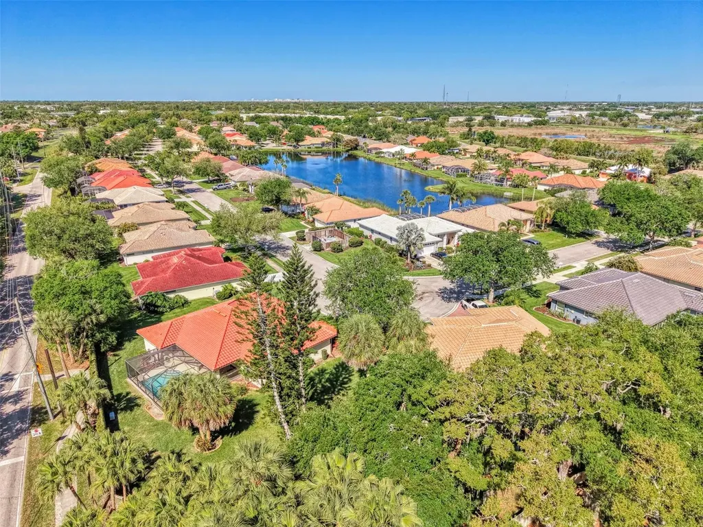 6632 Deering Circle Sarasota FL 34240
