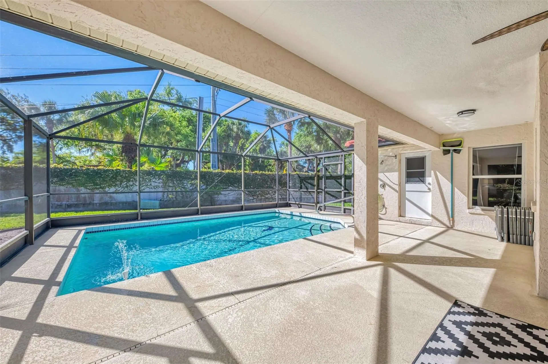 6632 Deering Circle Sarasota FL 34240