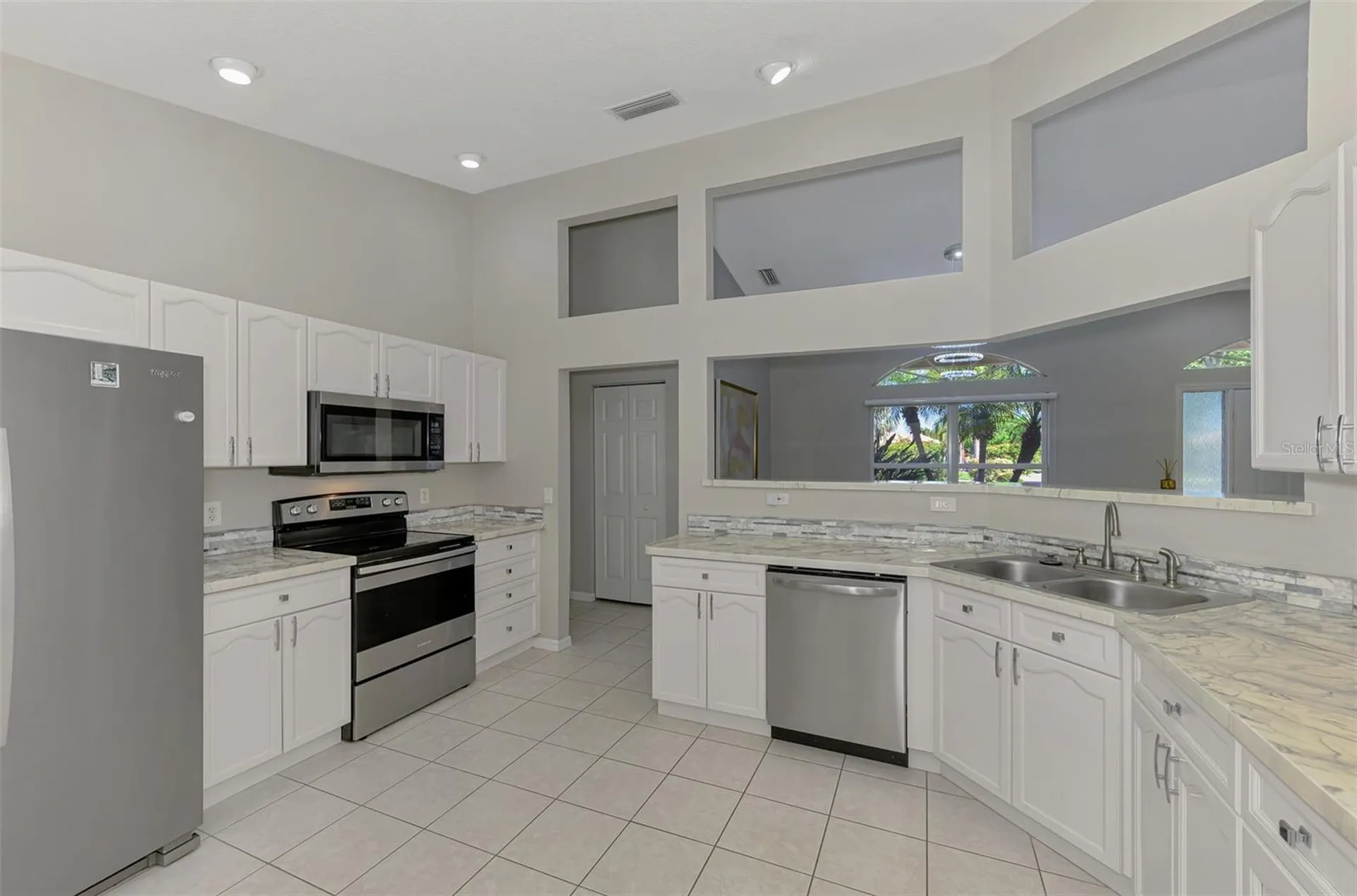 6632 Deering Circle Sarasota FL 34240