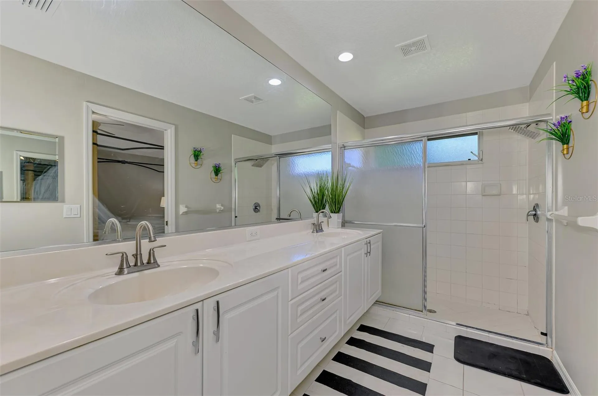 6632 Deering Circle Sarasota FL 34240