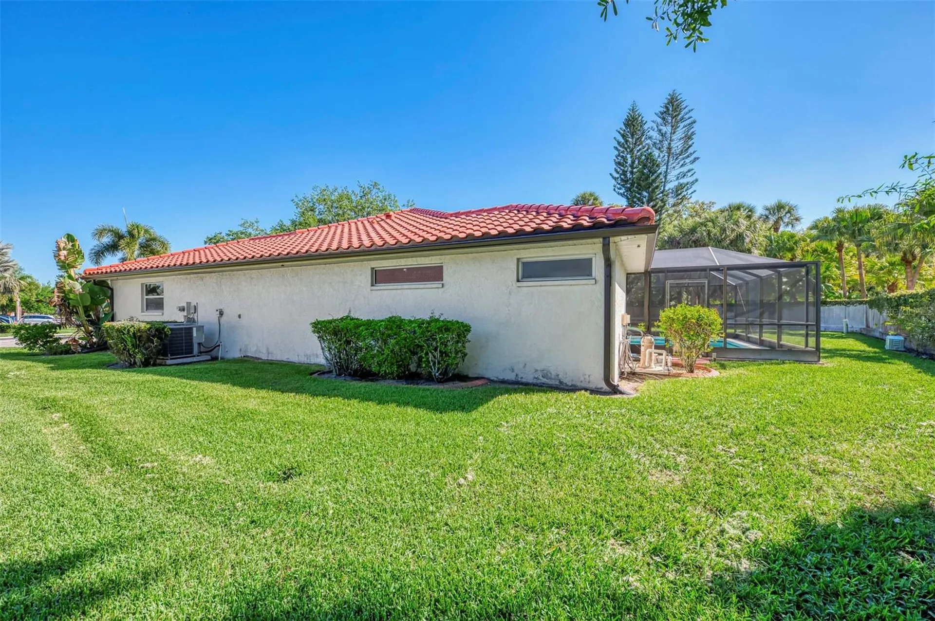 6632 Deering Circle Sarasota FL 34240
