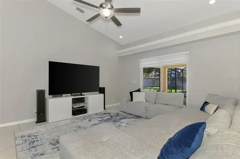 6632 Deering Circle Sarasota FL 34240