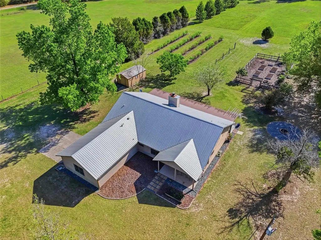 15223 NW State Road 45 High Springs FL 32643