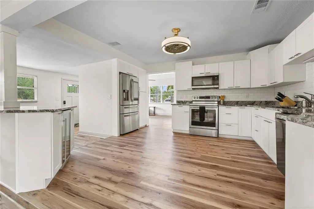 7310 11th Avenue N St Petersburg FL 33710
