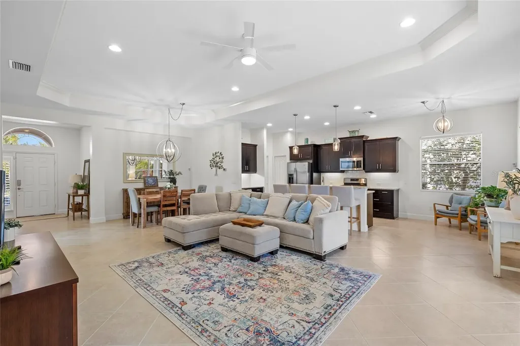 4623 Claremont Park Drive Bradenton FL 34211